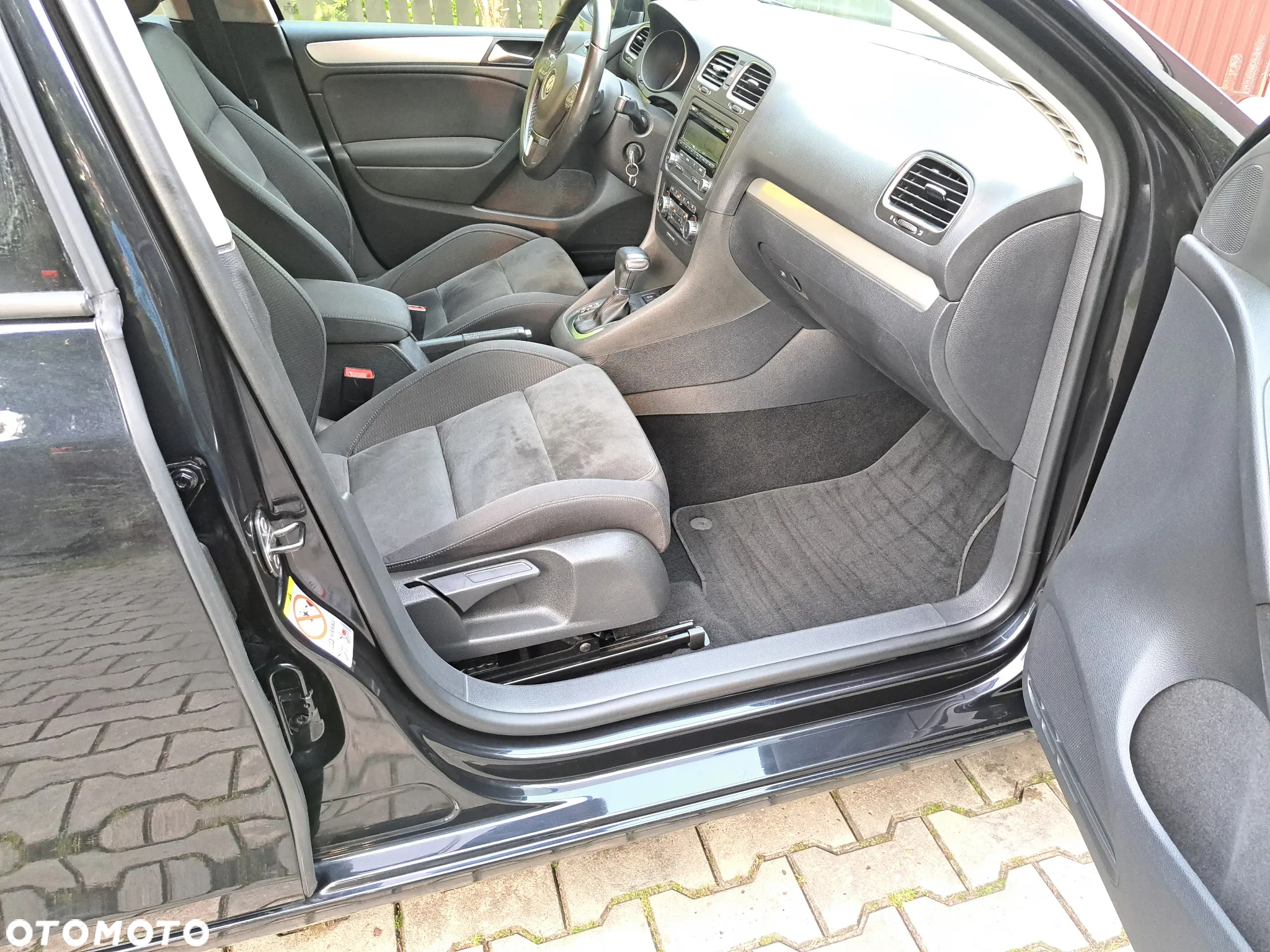 Volkswagen Golf VI 1.4 TSI Highline Optimum DSG - 23