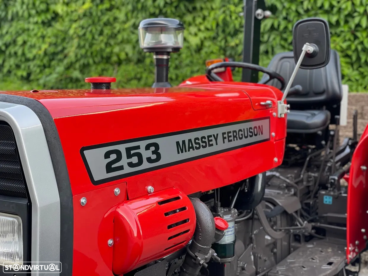 Massey Ferguson 253 4RM - 4