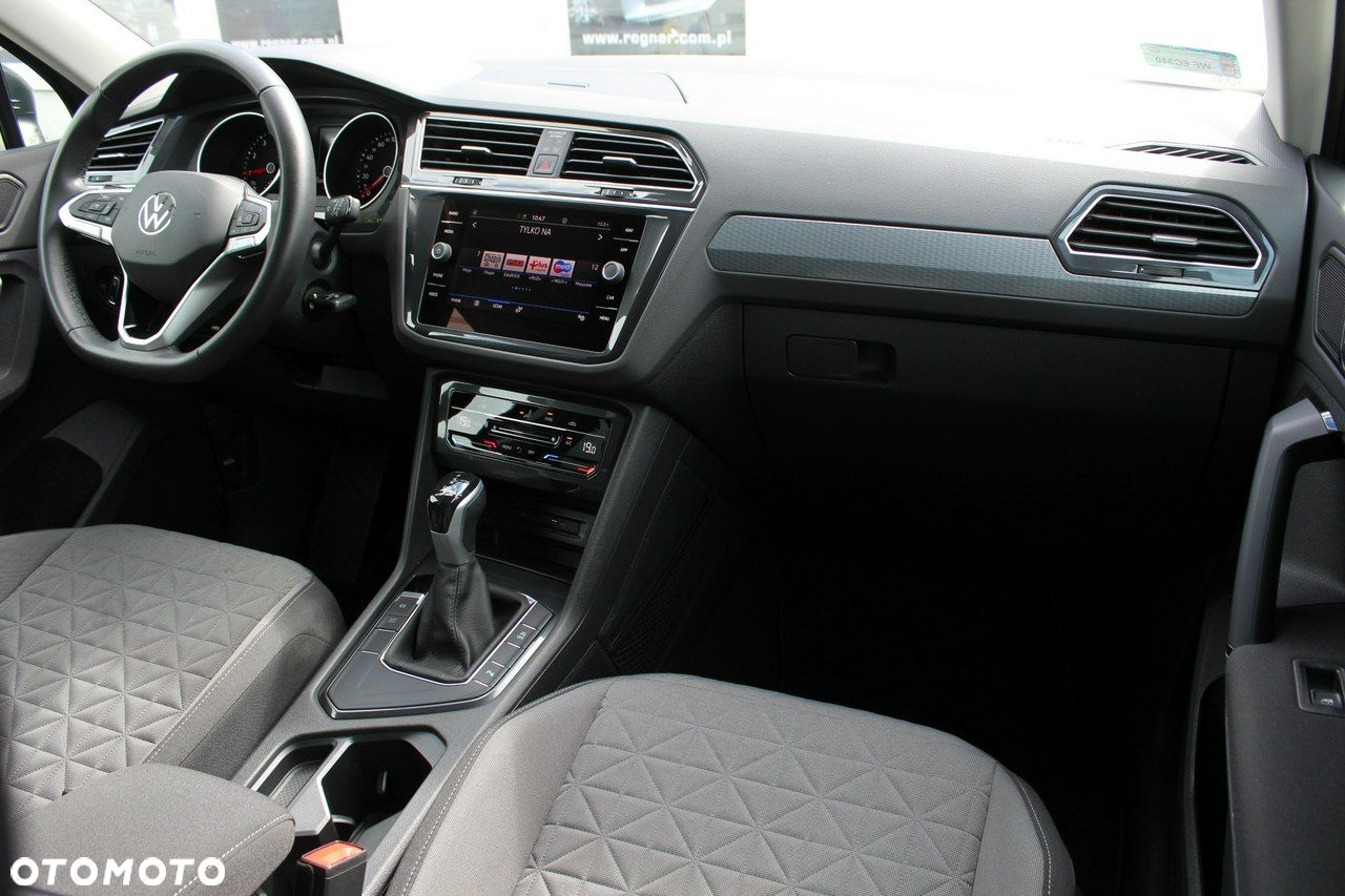Volkswagen Tiguan - 10