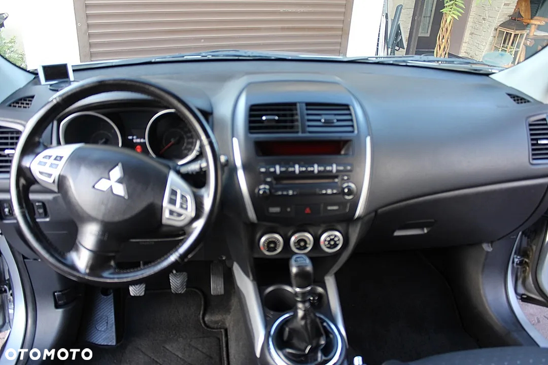 Mitsubishi ASX 1.8 DID Intense AS&G - 17
