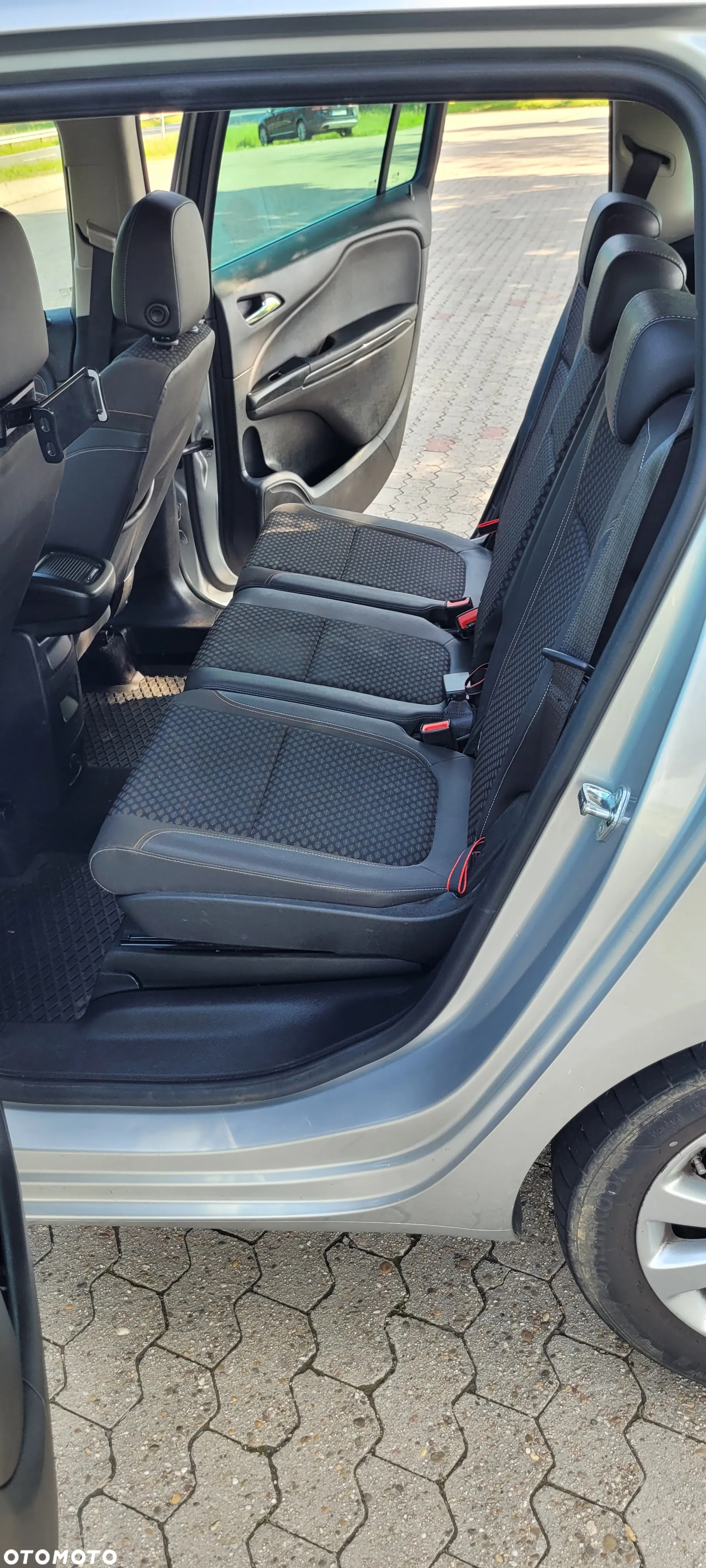 Opel Zafira 1.6 CDTI Enjoy - 10