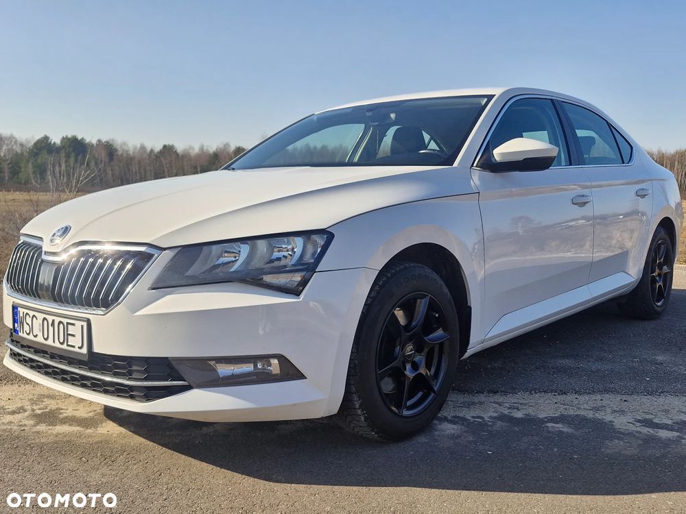 Skoda Superb 1.6 TDI DSG Ambition - 10