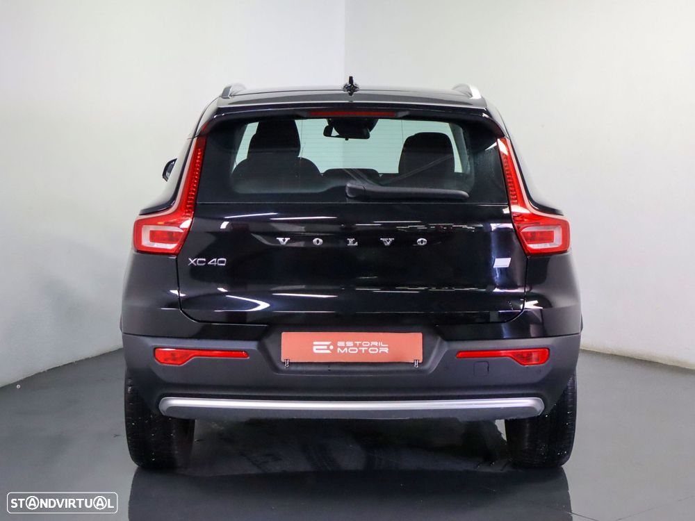 Volvo XC 40 1.5 T4 PHEV Essential - 5