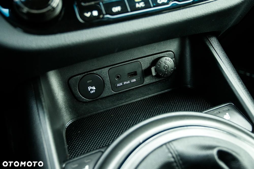 Kia Sportage 1.6 GDI L 2WD - 19