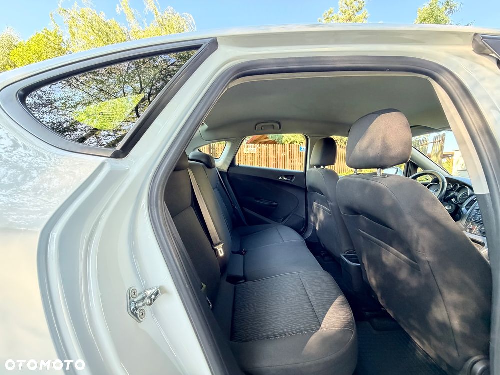Opel Astra 1.6 Active EU6 - 31