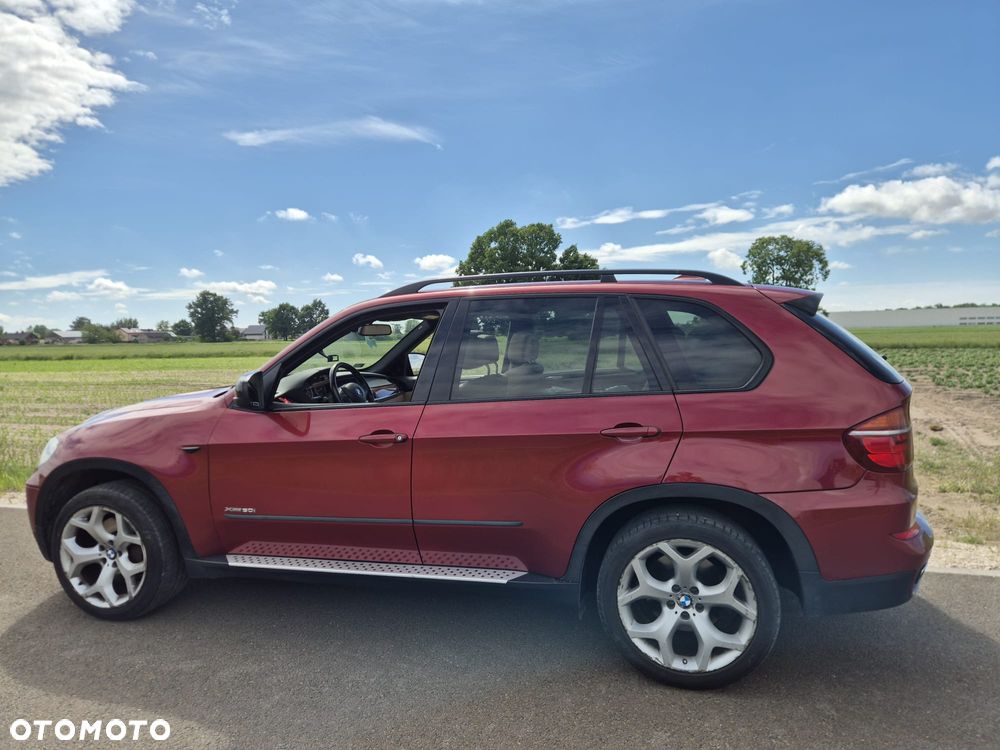 BMW X5 5.0i xDrive - 7