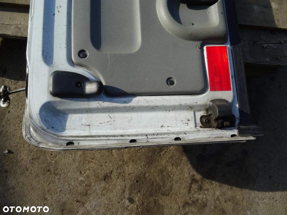 Drzwi Prawe Tył Renault Kangoo I Lift D389 (Gołe) - 11