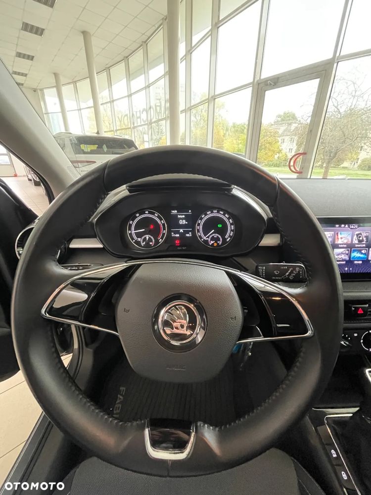 Skoda Fabia 1.0 TSI Ambition DSG - 13