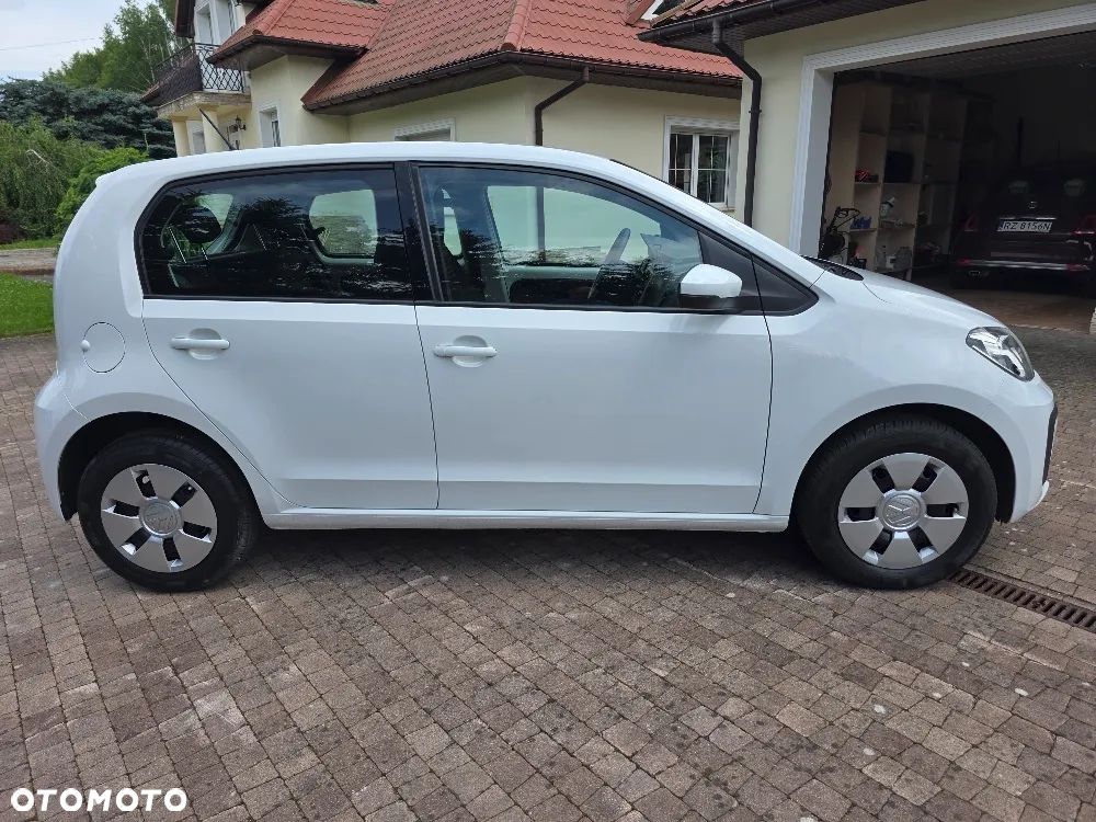 Volkswagen up! Active - 3