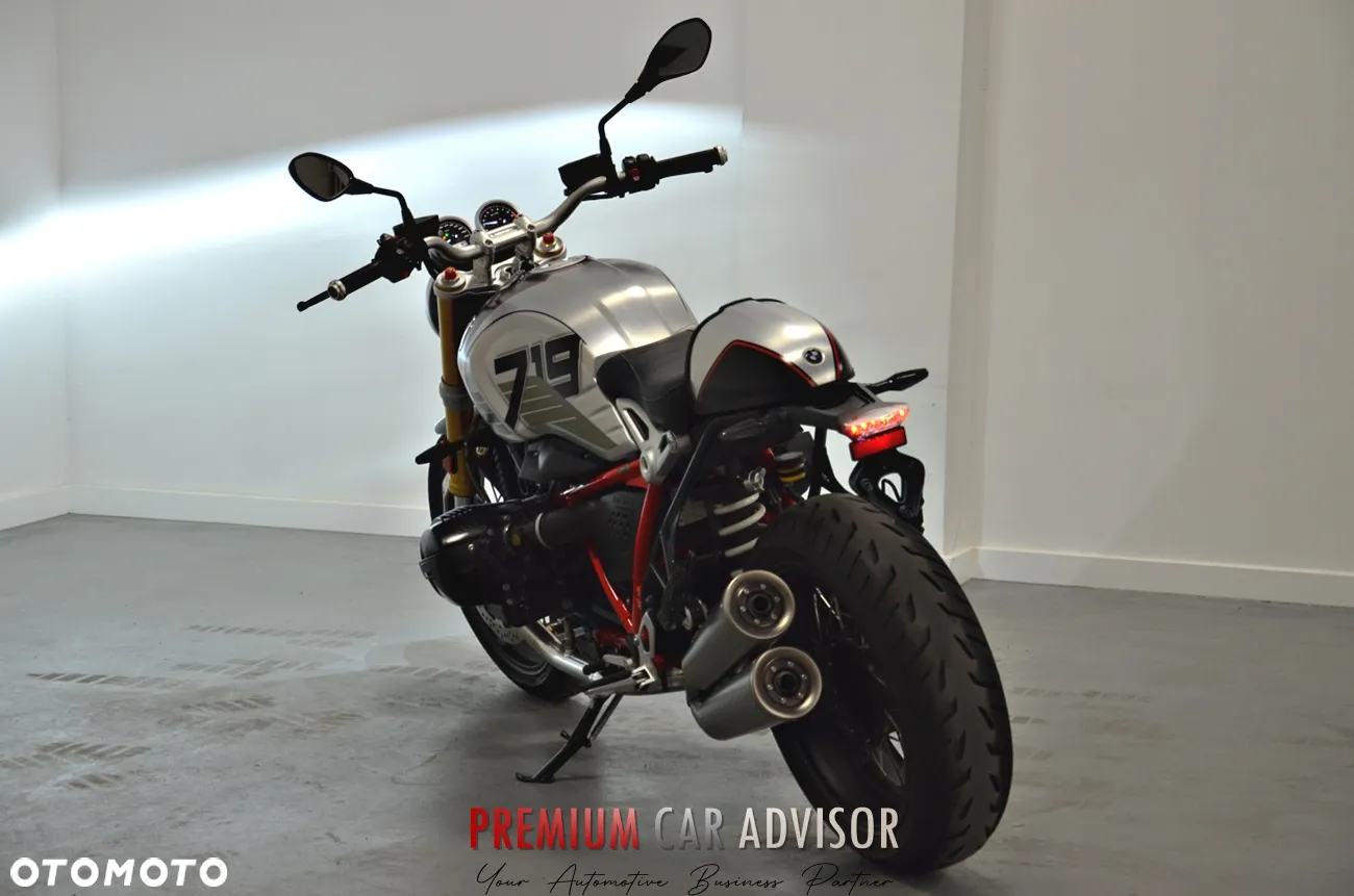 BMW R - 7