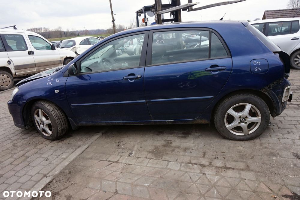 TOYOTA COROLLA E12 LIFT 5D HB 8P4 1.4 D4D KM GRANATOWY na części - 1