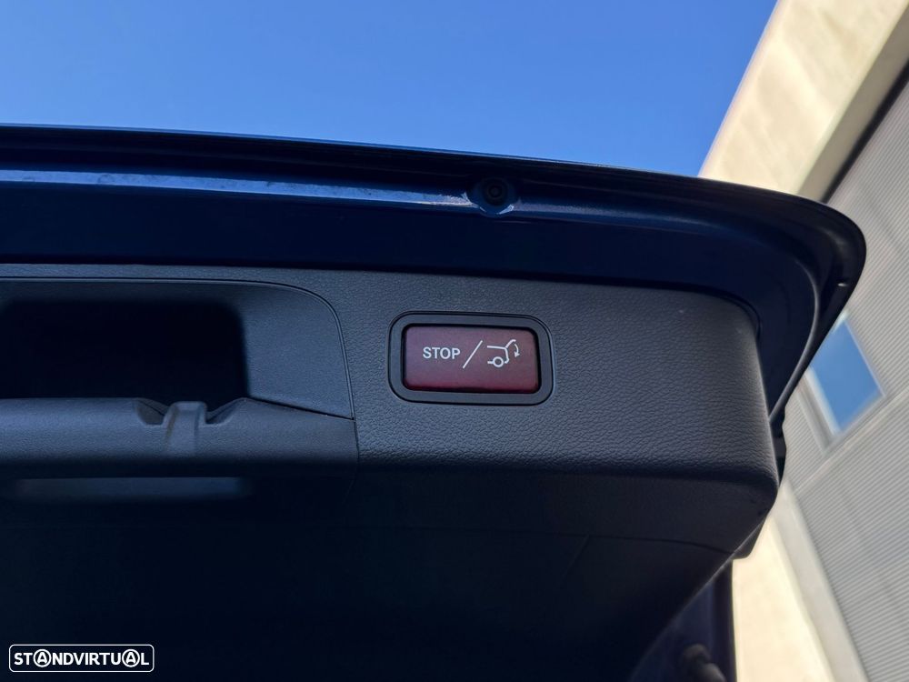 Mercedes-Benz GLC 300 de 4Matic - 23