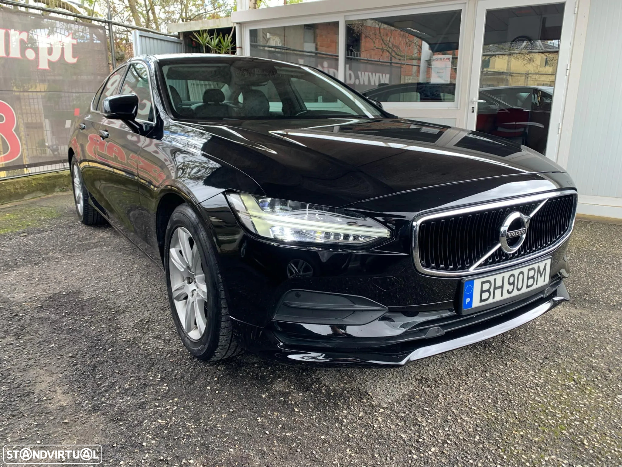 Volvo S90 2.0 D4 Momentum Plus Geartronic - 16