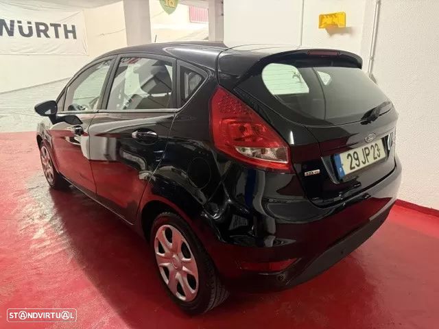 Ford Fiesta 1.4 TDCI - 6
