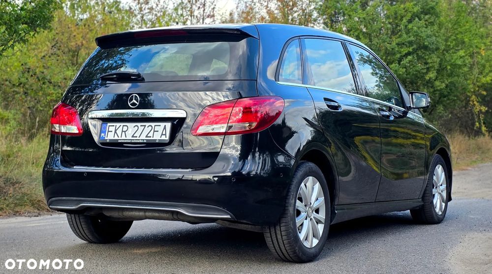 Mercedes-Benz Klasa B 180 7G-DCT Urban - 7