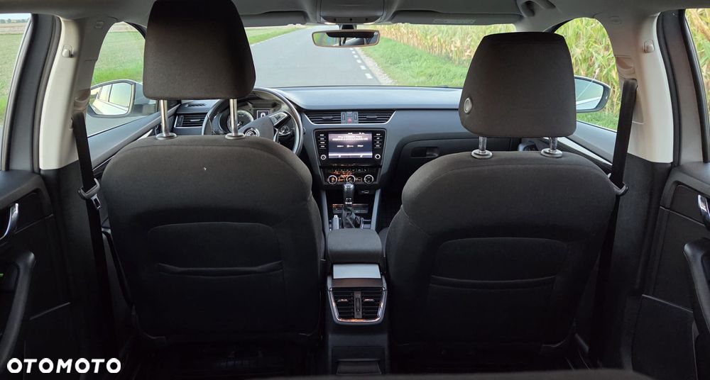 Skoda Octavia 2.0 TDI SCR Style DSG - 10