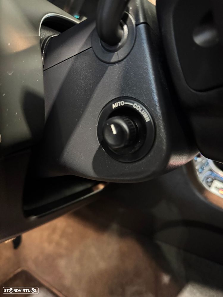 Jaguar XF Sportbrake 2.2 D R-Sport - 38