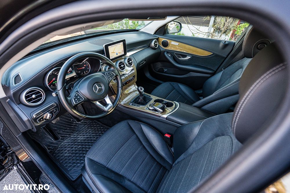 Mercedes-Benz C - 15