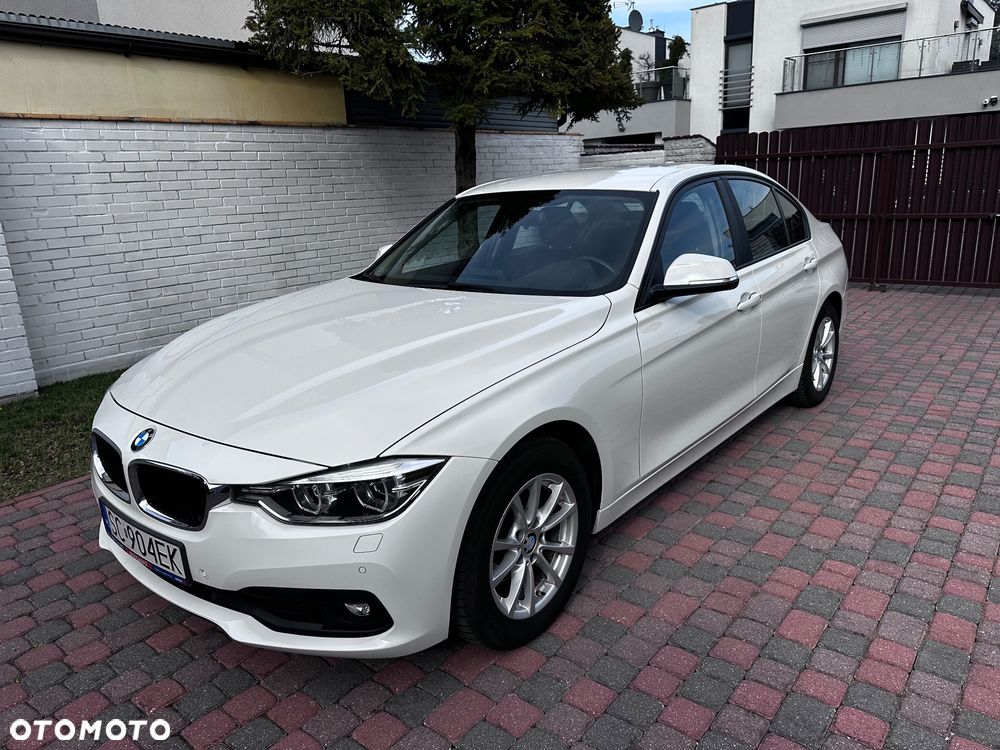 BMW Seria 3 318i - 6