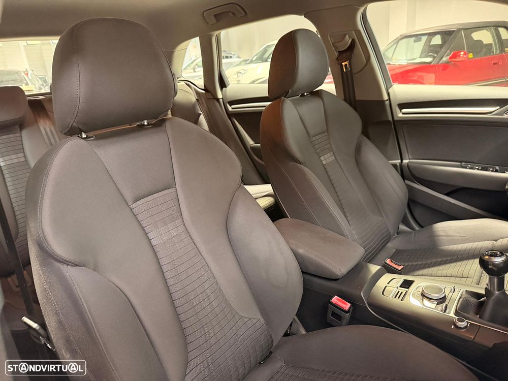Audi A3 Sportback 1.6 TDI Sport - 11