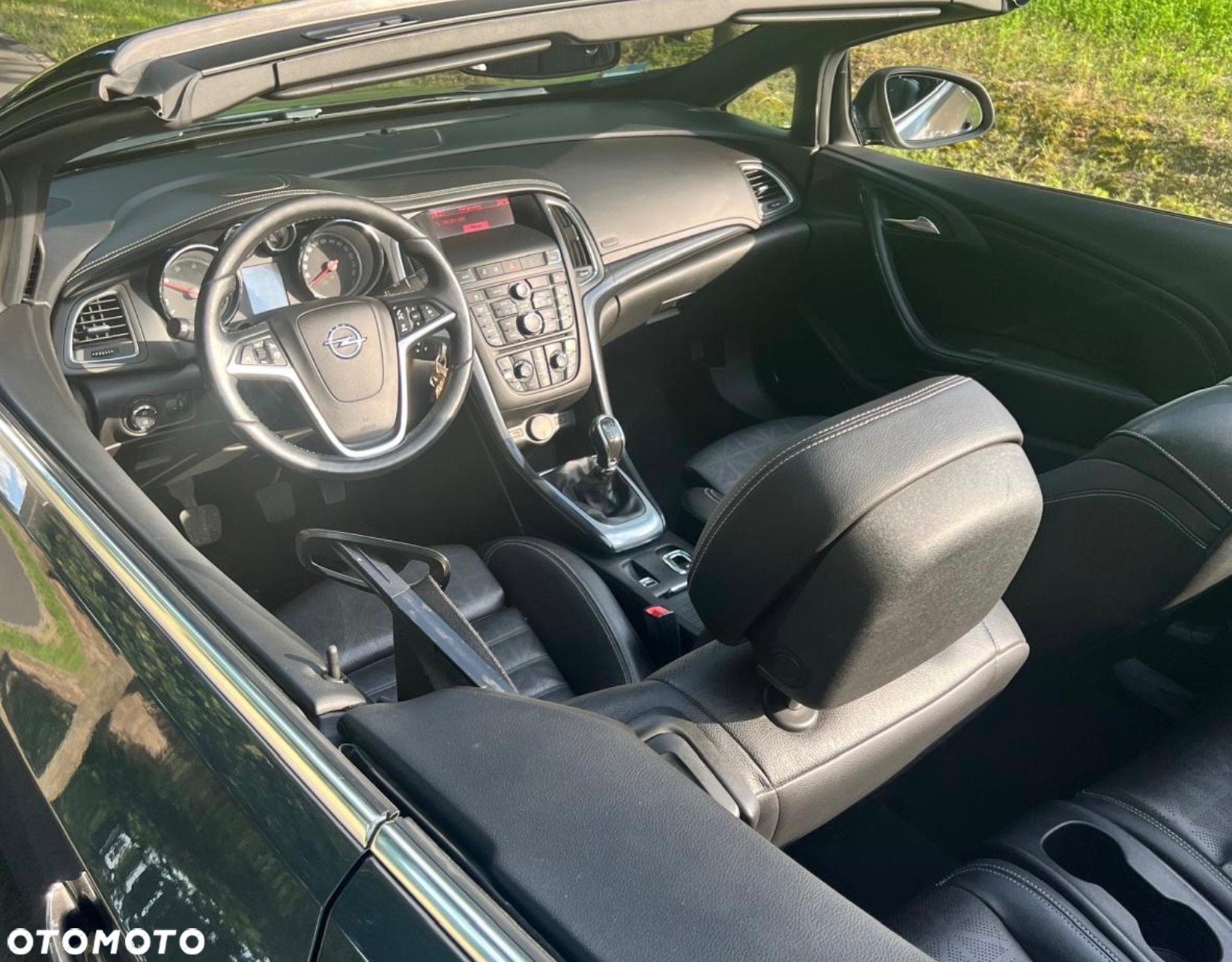 Opel Cascada 2.0 CDTI Cosmo S&S - 11