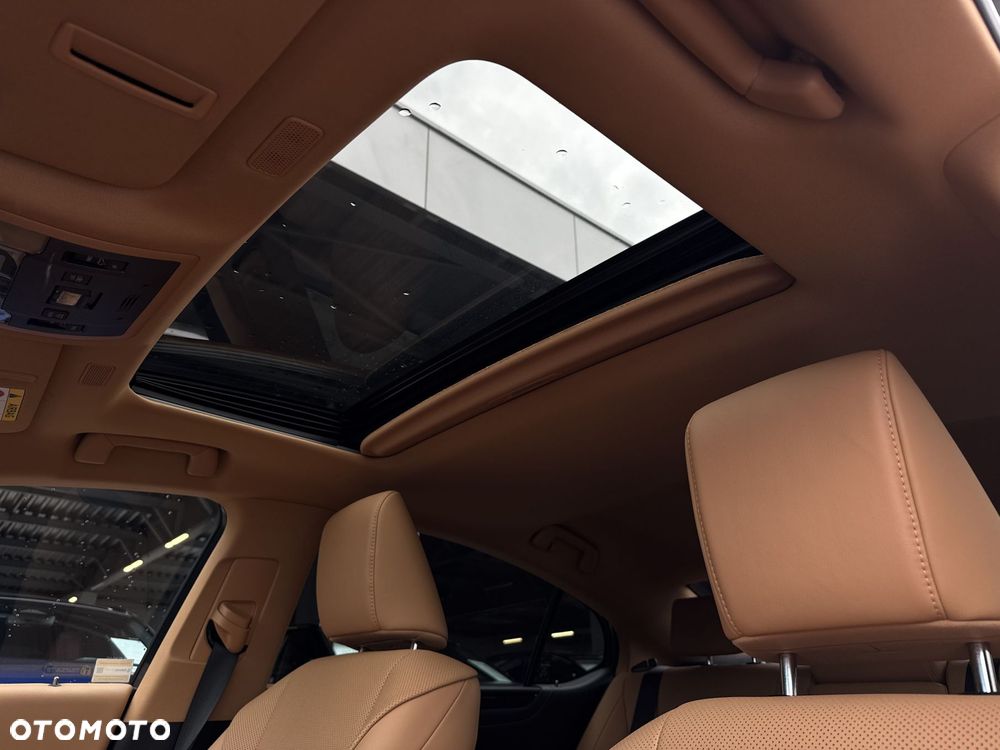 Lexus ES 300h Business Edition - 15