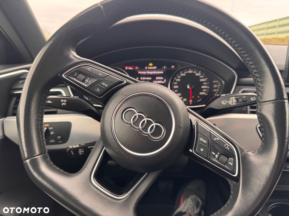 Audi A4 Avant 2.0 TDI DPF S line Sportpaket - 32