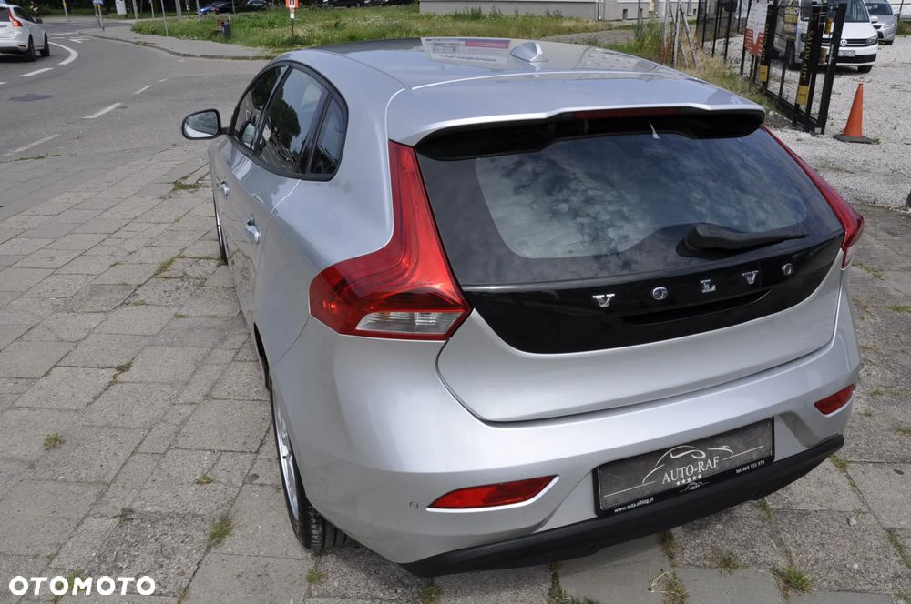 Volvo V40 D2 You - 26
