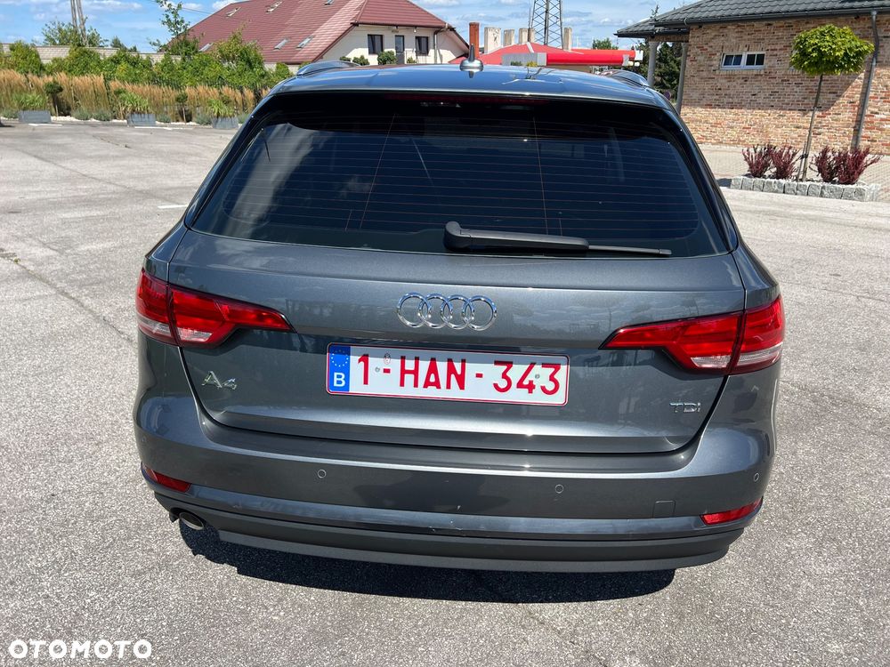 Audi A4 Avant 2.0 TDI - 7