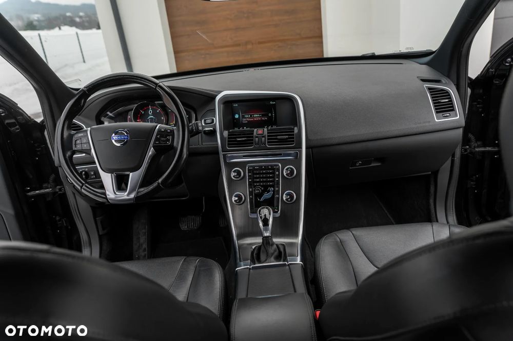 Volvo XC 60 D3 Geartronic Summum - 36