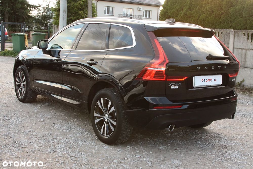 Volvo XC 60 D4 Geartronic Momentum - 9