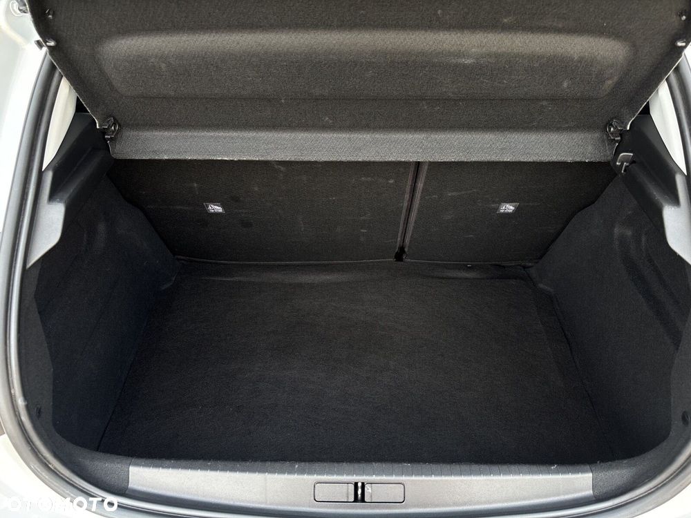Opel Corsa 1.5 D Edition S&S - 10