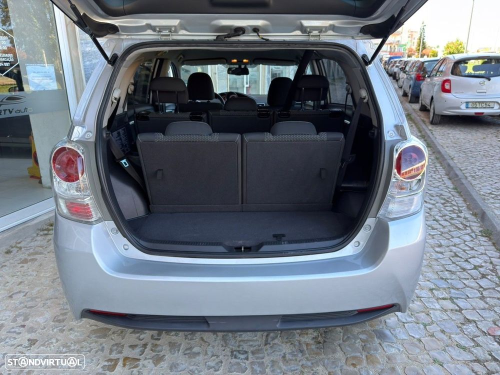 Toyota Verso 2.0 D-4D Exclusive+GPS - 23