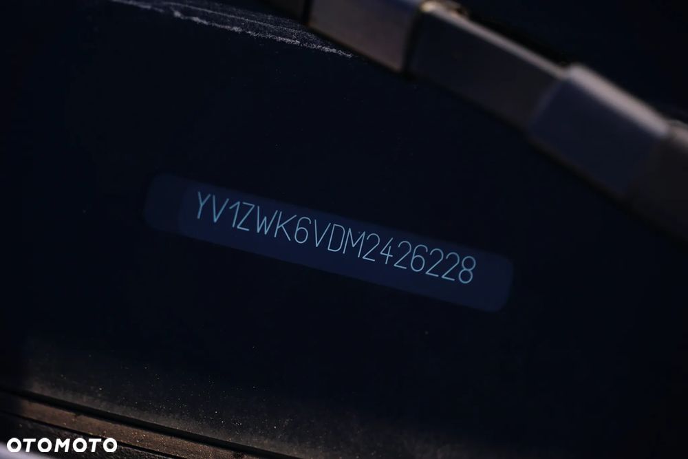 Volvo V60 B3 B DKG Momentum Core - 19