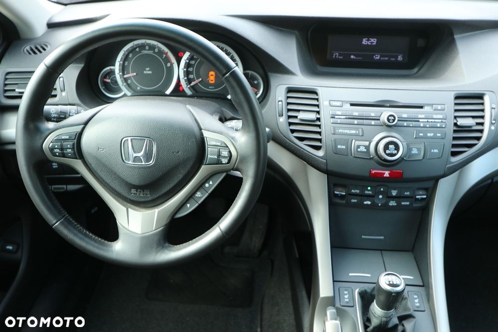 Honda Accord 2.0 Elegance Advantage - 12