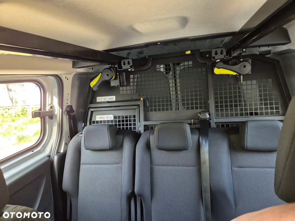 Citroën BERLINGO - 21
