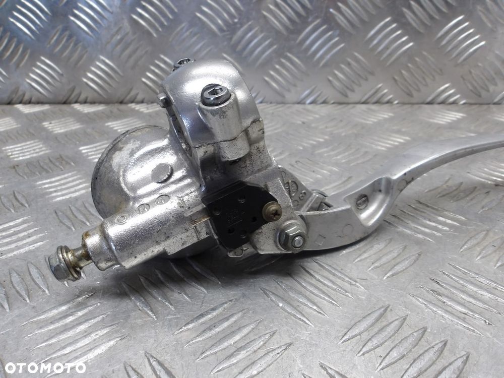 Pompa hamulcowa przednia klamka dźwignia KAWASAKI VN 1500 VULCAN NOMAD 1998-2004  PN: 43015-0014 - 7