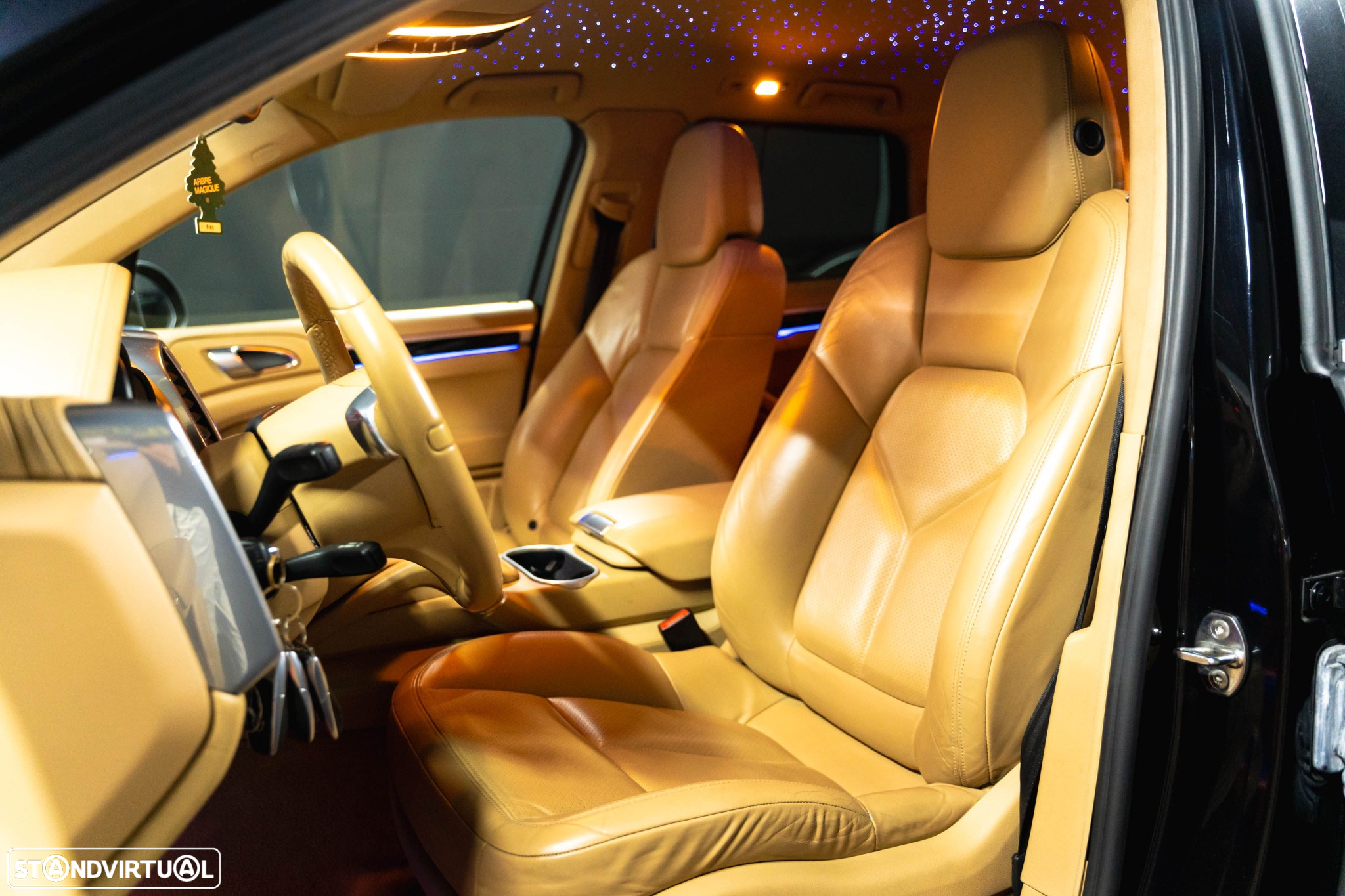 Porsche Cayenne Standard - 12