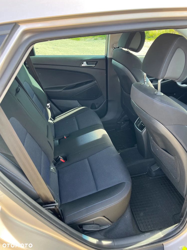Hyundai Tucson 1.6 GDI BlueDrive Comfort 2WD - 14