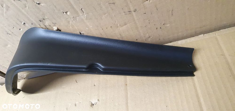 Osłona zaślepka lampy lewy tył VW Tourn 1T0945311 - 4