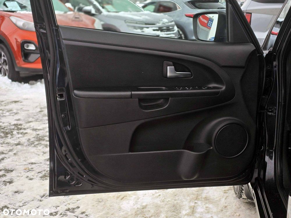 Kia Venga 1.4 Business Line - 16