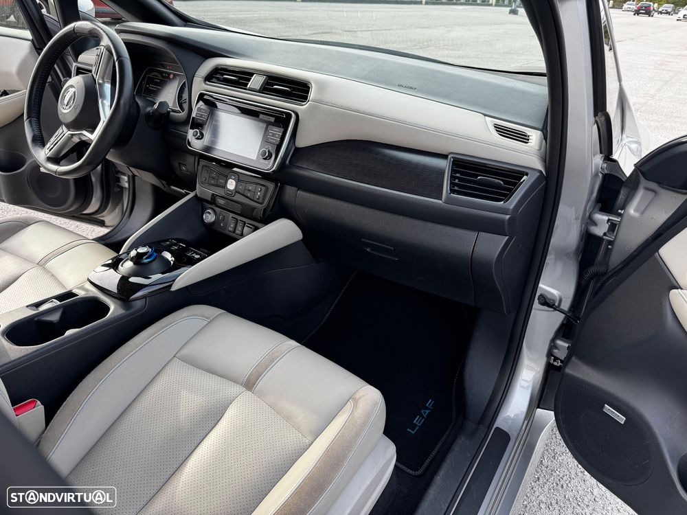 Nissan Leaf 40 kWh Tekna - 7