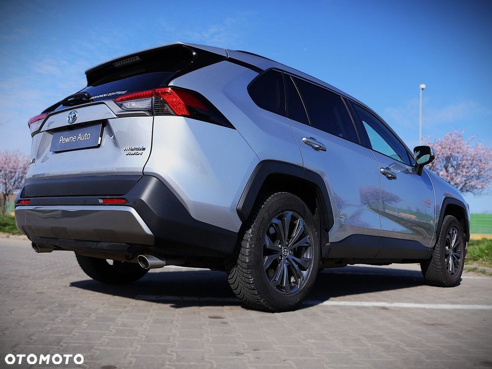 Toyota RAV4 - 6