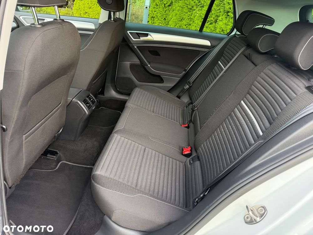 Volkswagen Golf 1.2 TSI BlueMotion Technology Cup - 13
