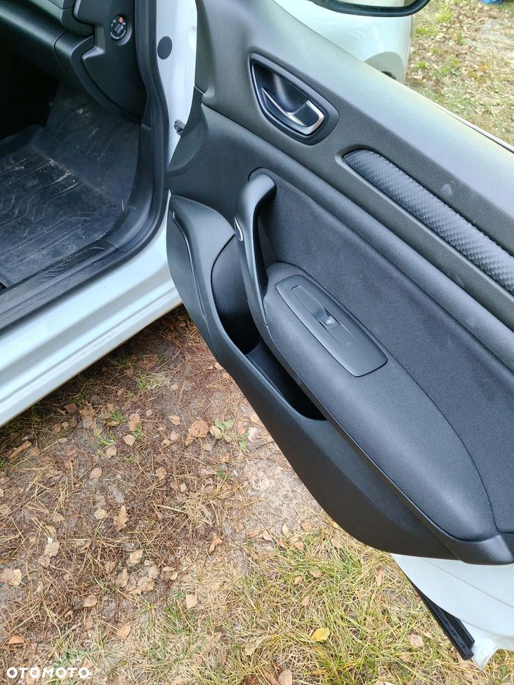 Renault Megane - 11