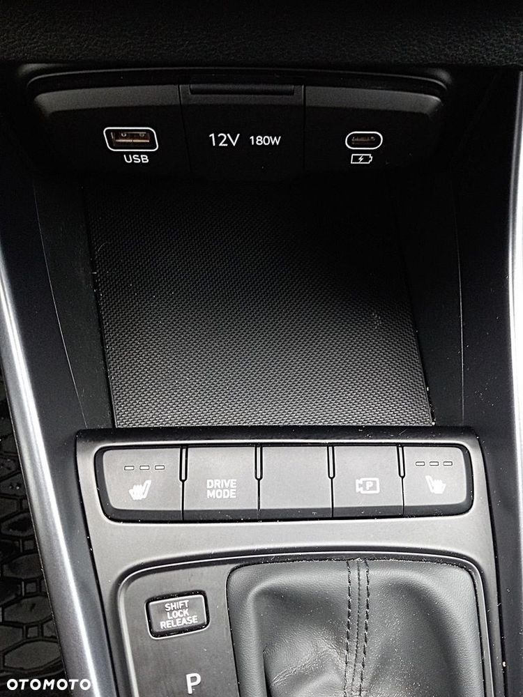Hyundai i20 - 22