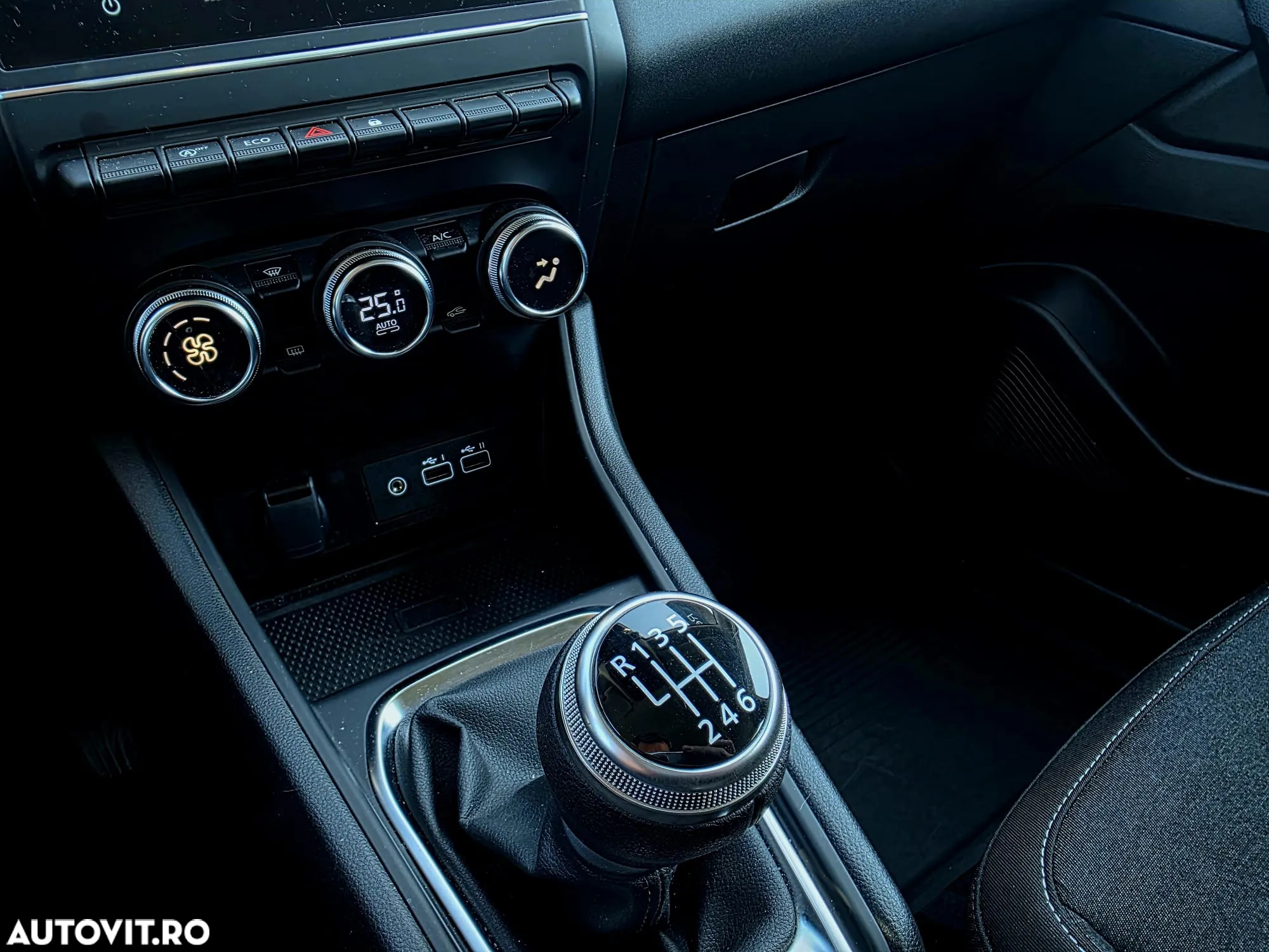 Renault Captur TCe 100 Zen - 7