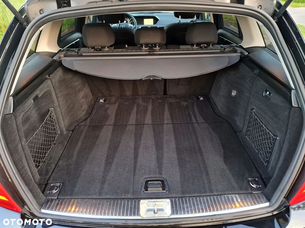 Mercedes-Benz Klasa C 180 (BlueEFFICIENCY) 7G-TRONIC - 17