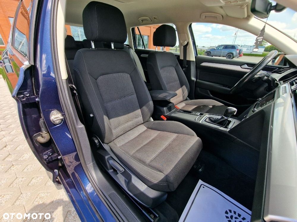 Volkswagen Passat Variant - 27