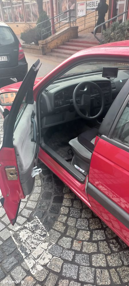 Volkswagen Passat 1.9 TD CL - 8